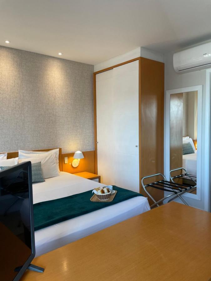 Flat Iate Clube Home Experience Praia Do Canto Vitoria Exterior photo