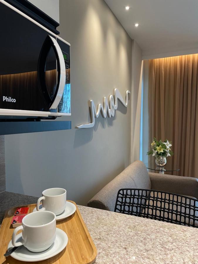Flat Iate Clube Home Experience Praia Do Canto Vitoria Exterior photo