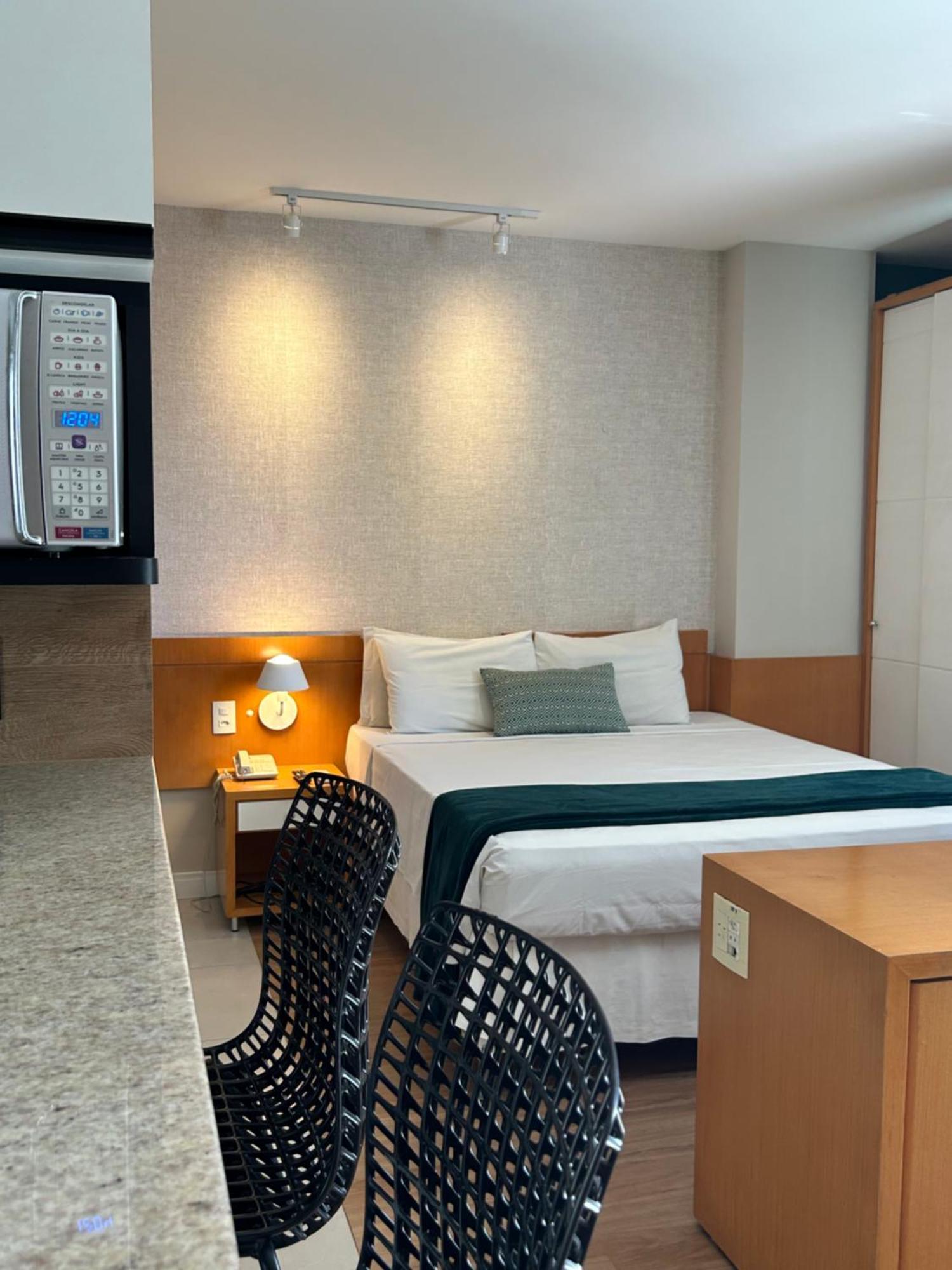 Flat Iate Clube Home Experience Praia Do Canto Vitoria Exterior photo